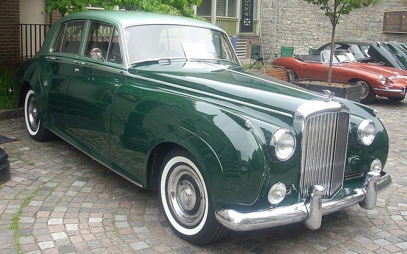 1955_Bentley_S1.jpg